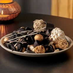 Best CASA Escape Black Oudh Pot-Pourri Nero