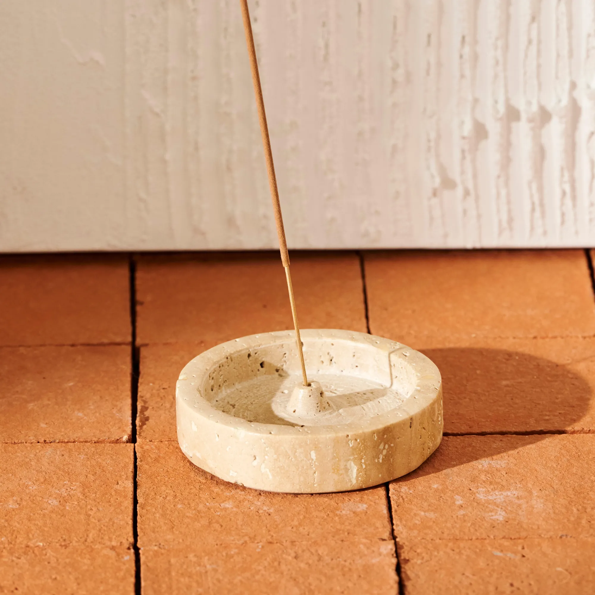 Clearance CASA Escape Porta Incenso Porta Incenso Travertino Beige
